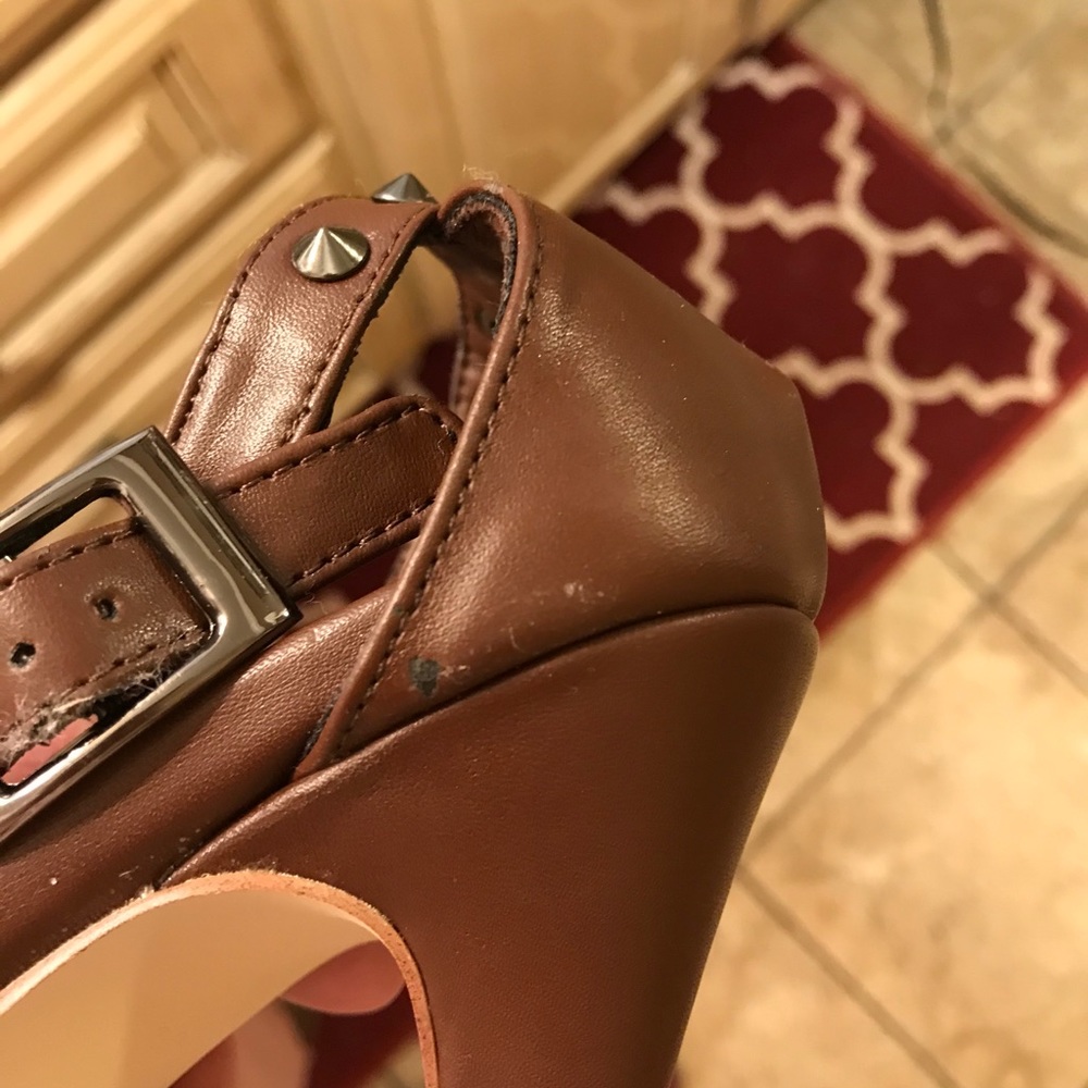 COPY - Manolo Blahnik Sandal Heels - Picture 8 of 11